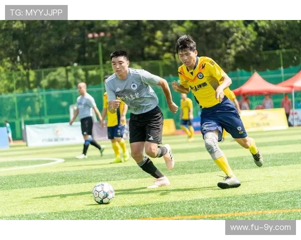 东莞限量版足球开学季全面上线 校园足球热潮再度掀起